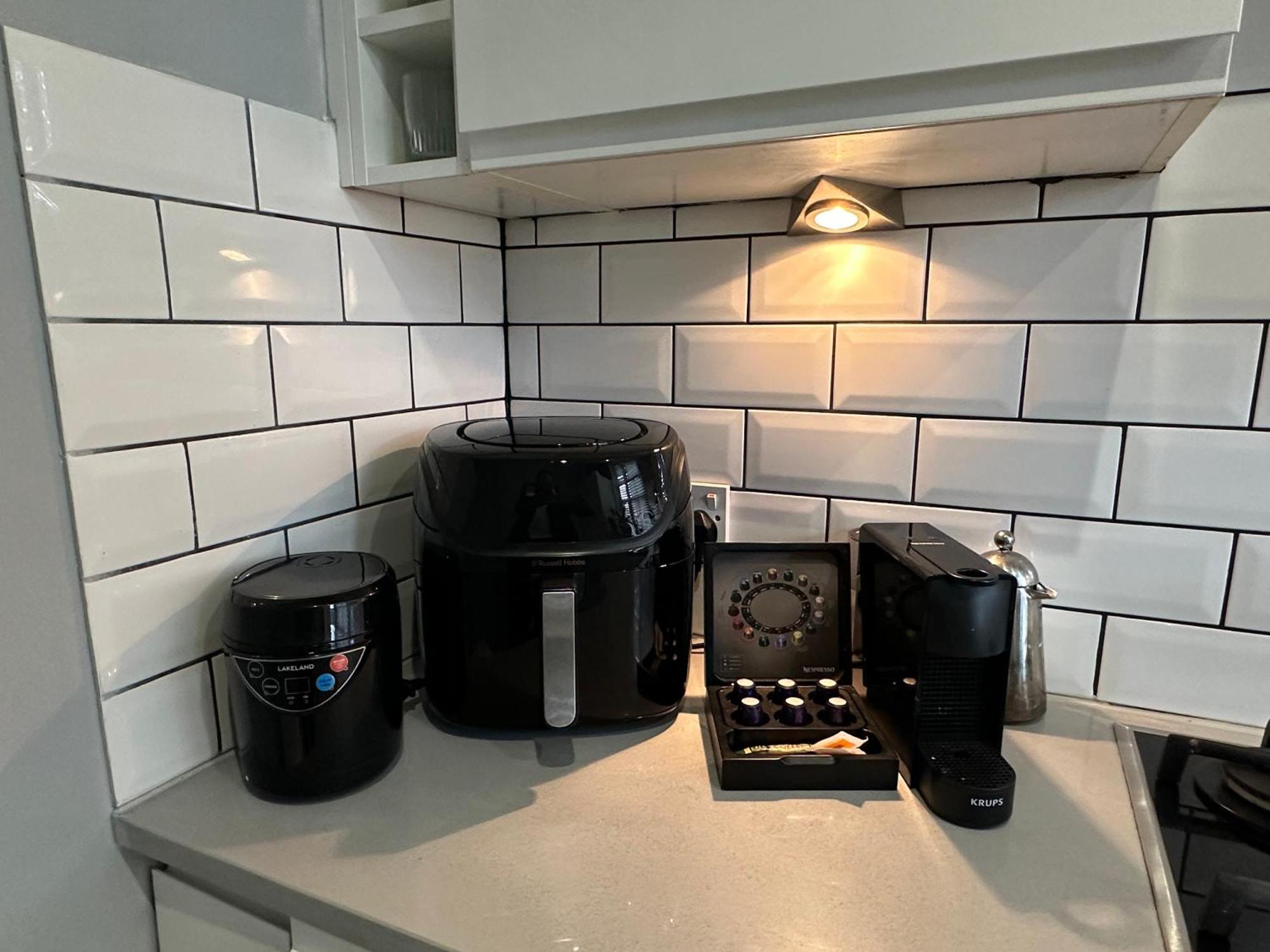 런던 Tower Bridge, Boutique, Shad Thames Butlers Wharf Secure Parking , Balcony View Of Shard, Luxury With Van Parking Upto 4 Vans Ideal For Builders Shopfitters Secure Cctv 아파트 외부 사진